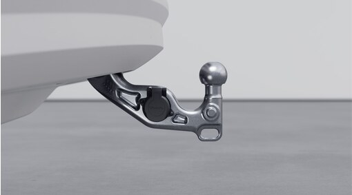 Bola de remolque, retráctil